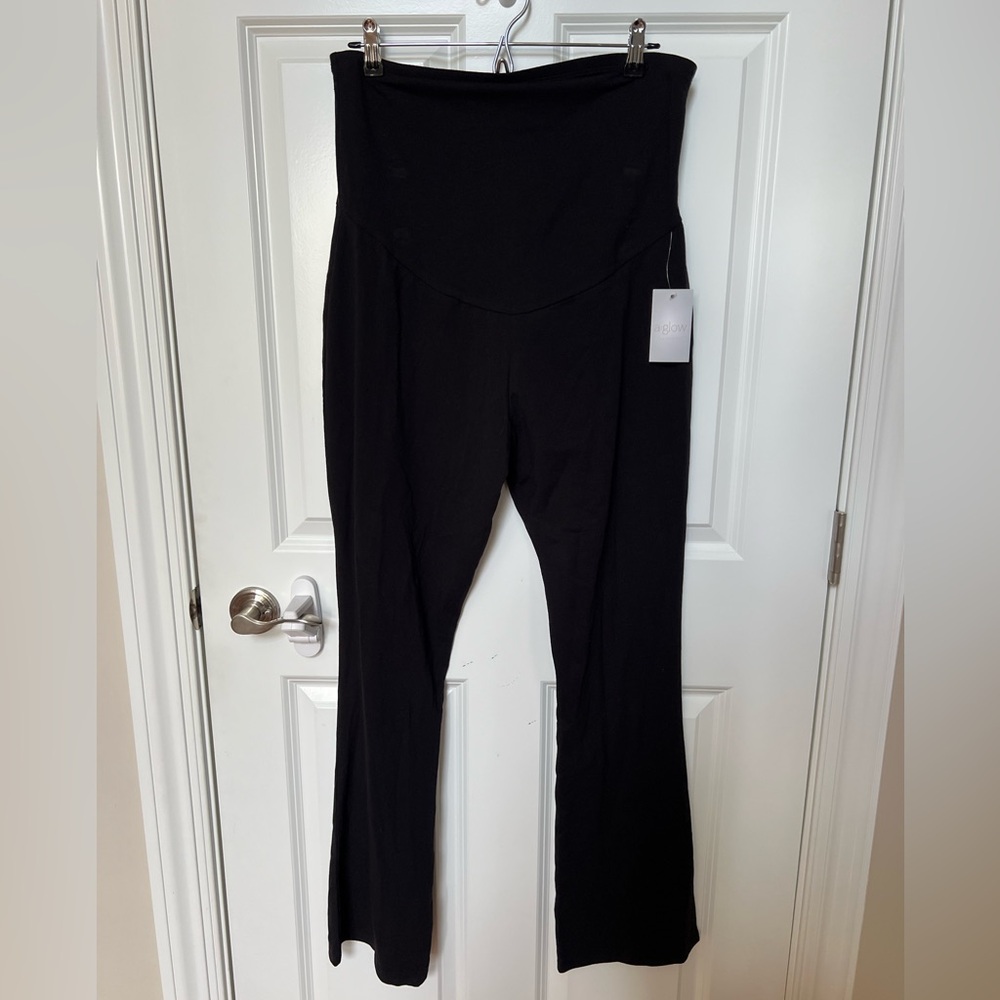 a:glow Foldover Maternity Yoga Pant